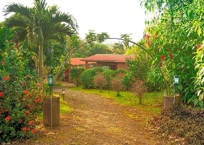 Paraiso Volcano Lodge *