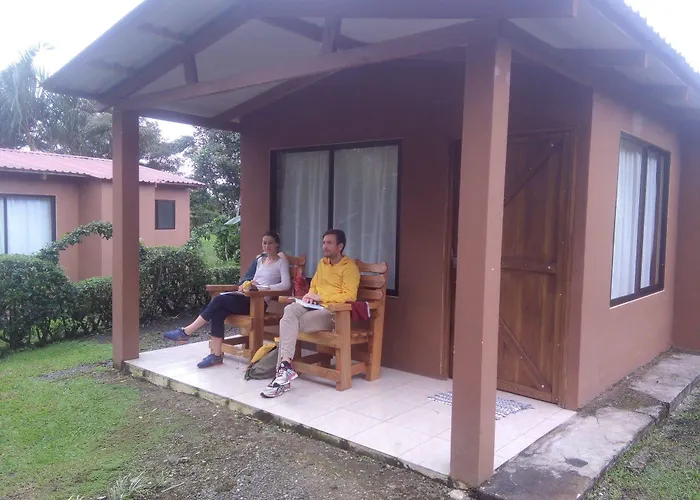 Paraiso Volcano Lodge *